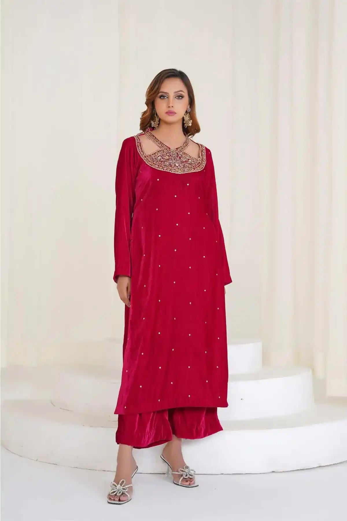 MANAAL ARFEEN