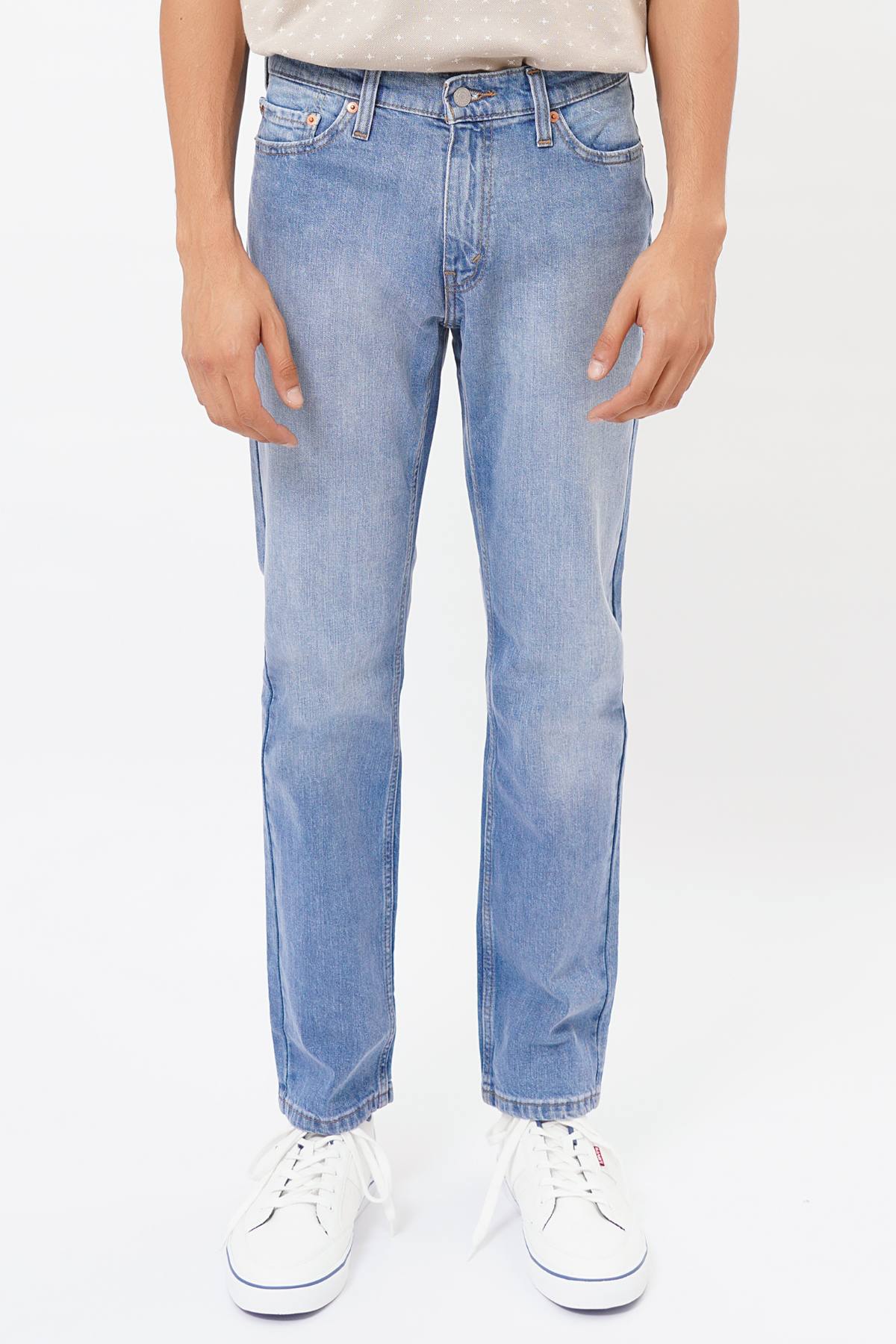Levi's