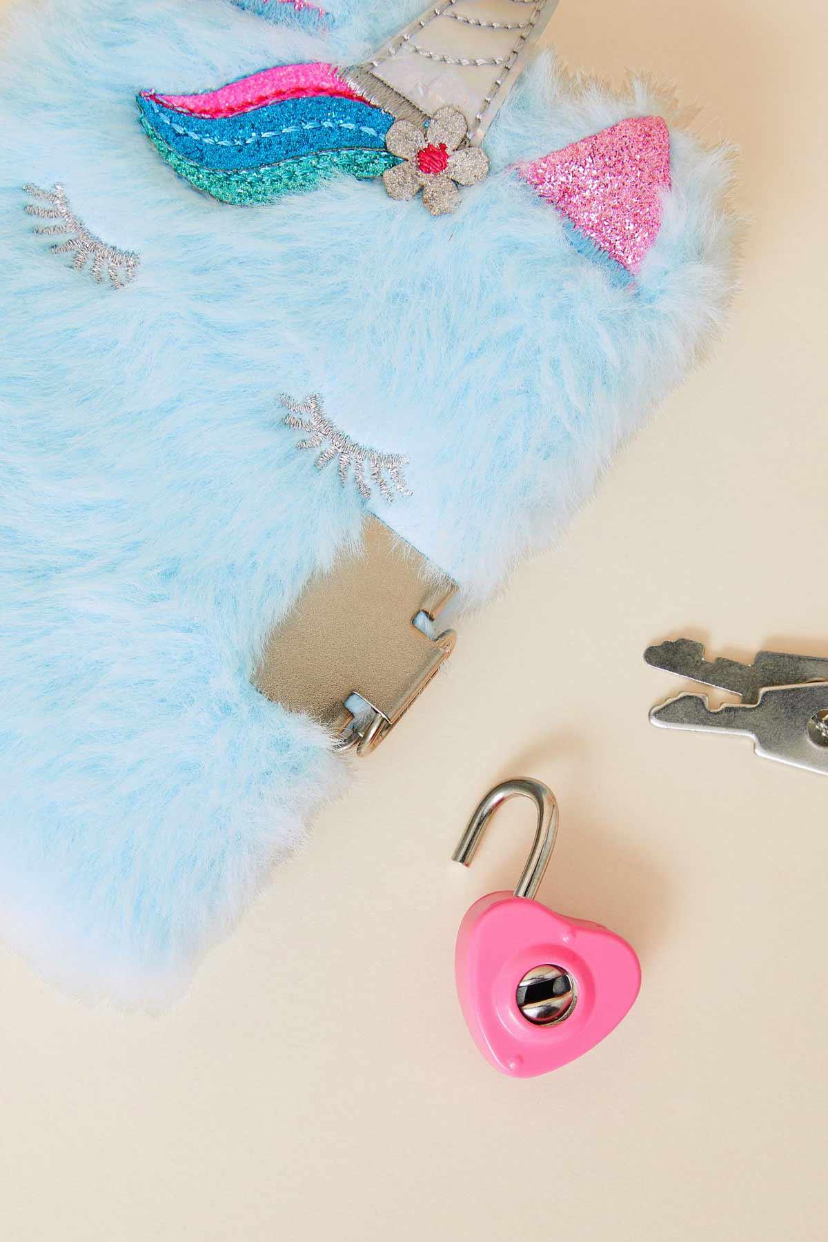 ACCESSORIZE
