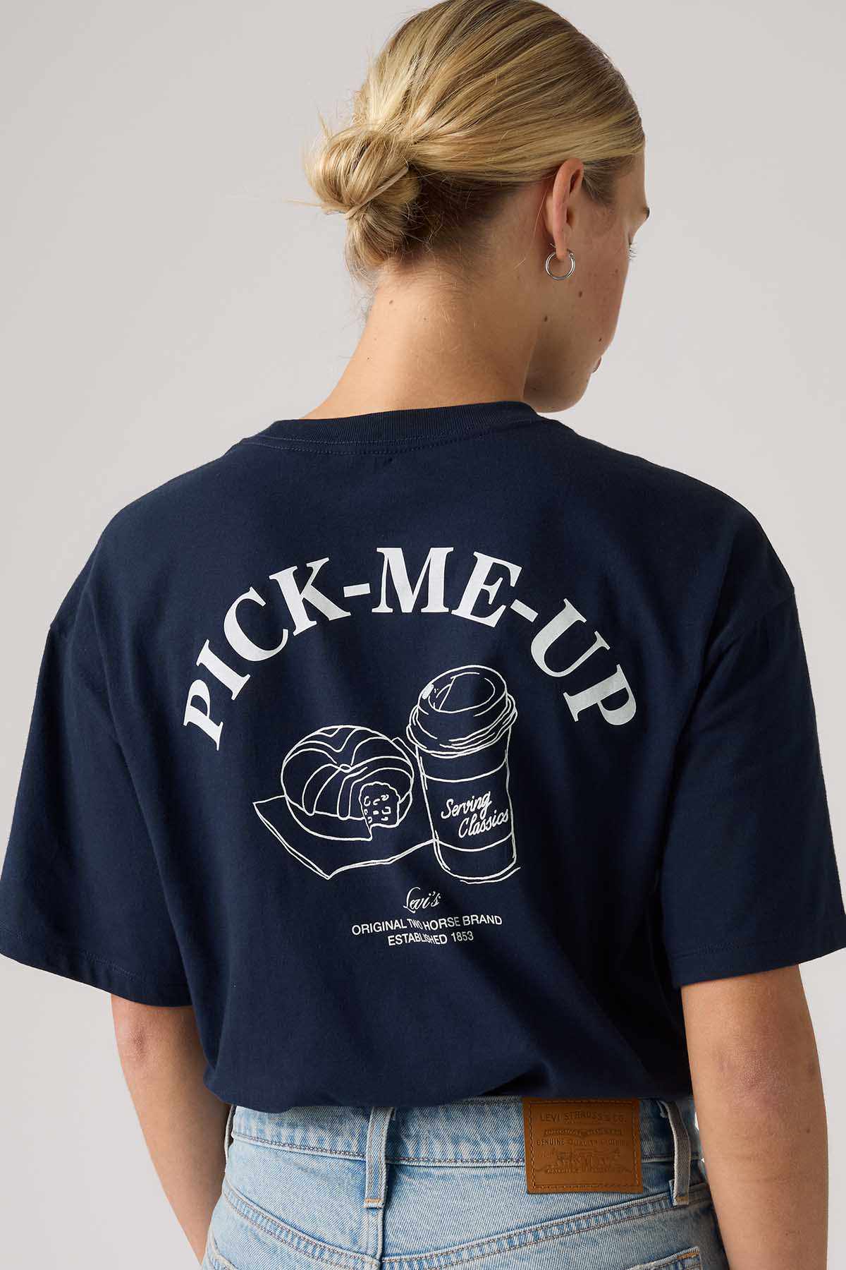 Levi's dark blue T-shirt with large back 'PICK-ME-UP' graphic and icons