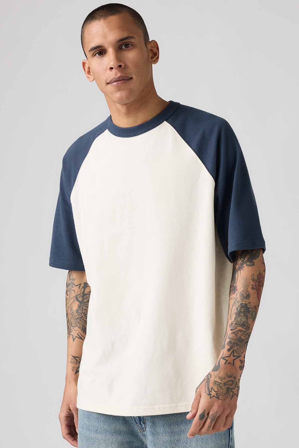 Levi's