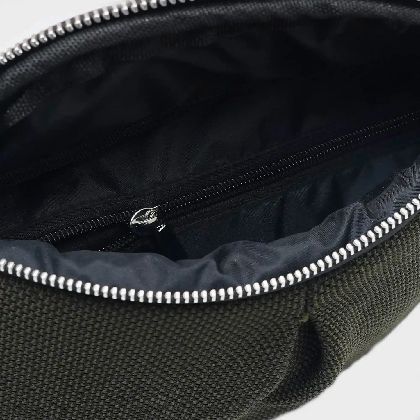 A tailor's son - AK Galleria