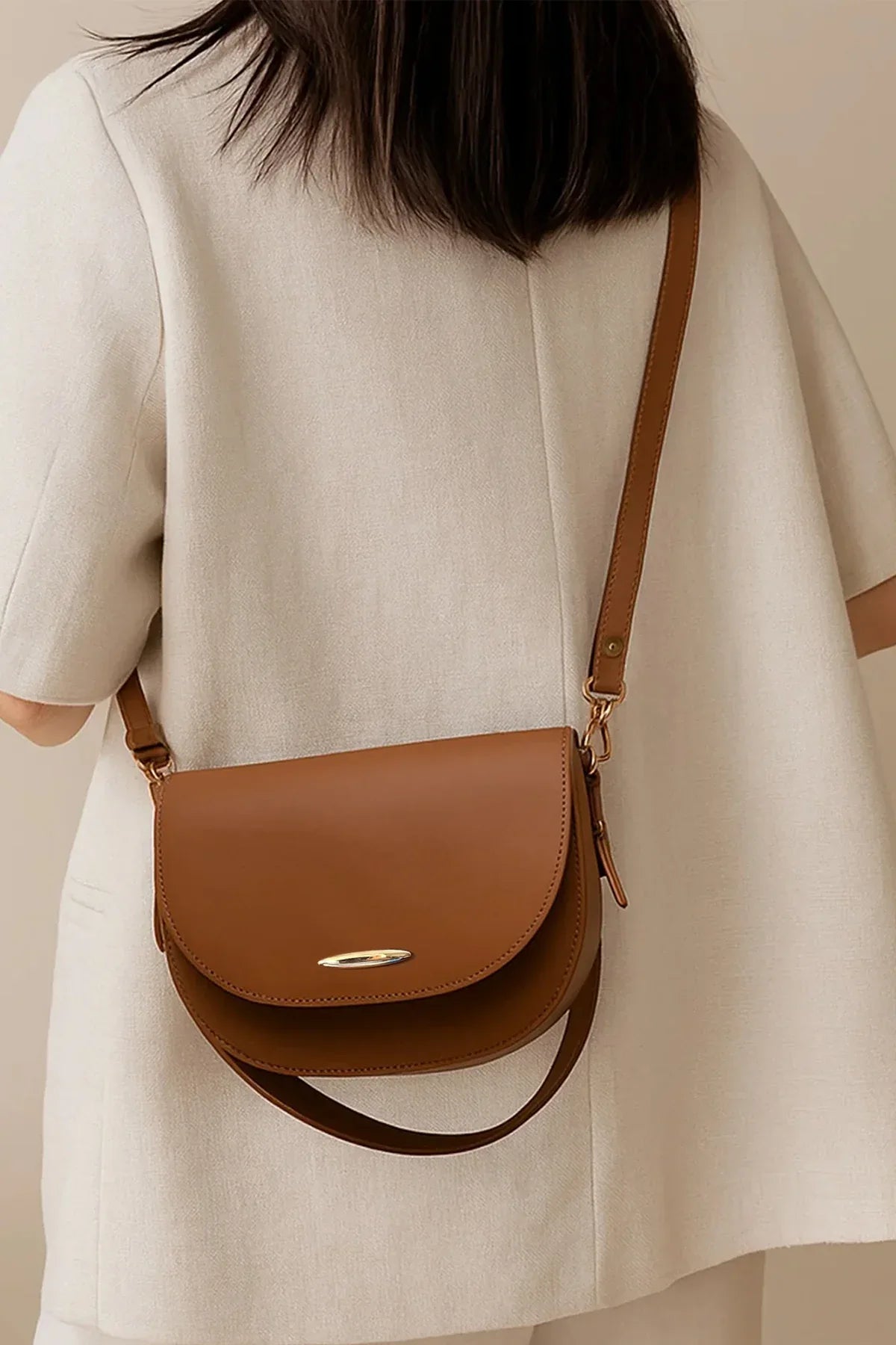 A tailor's son - AK Galleria