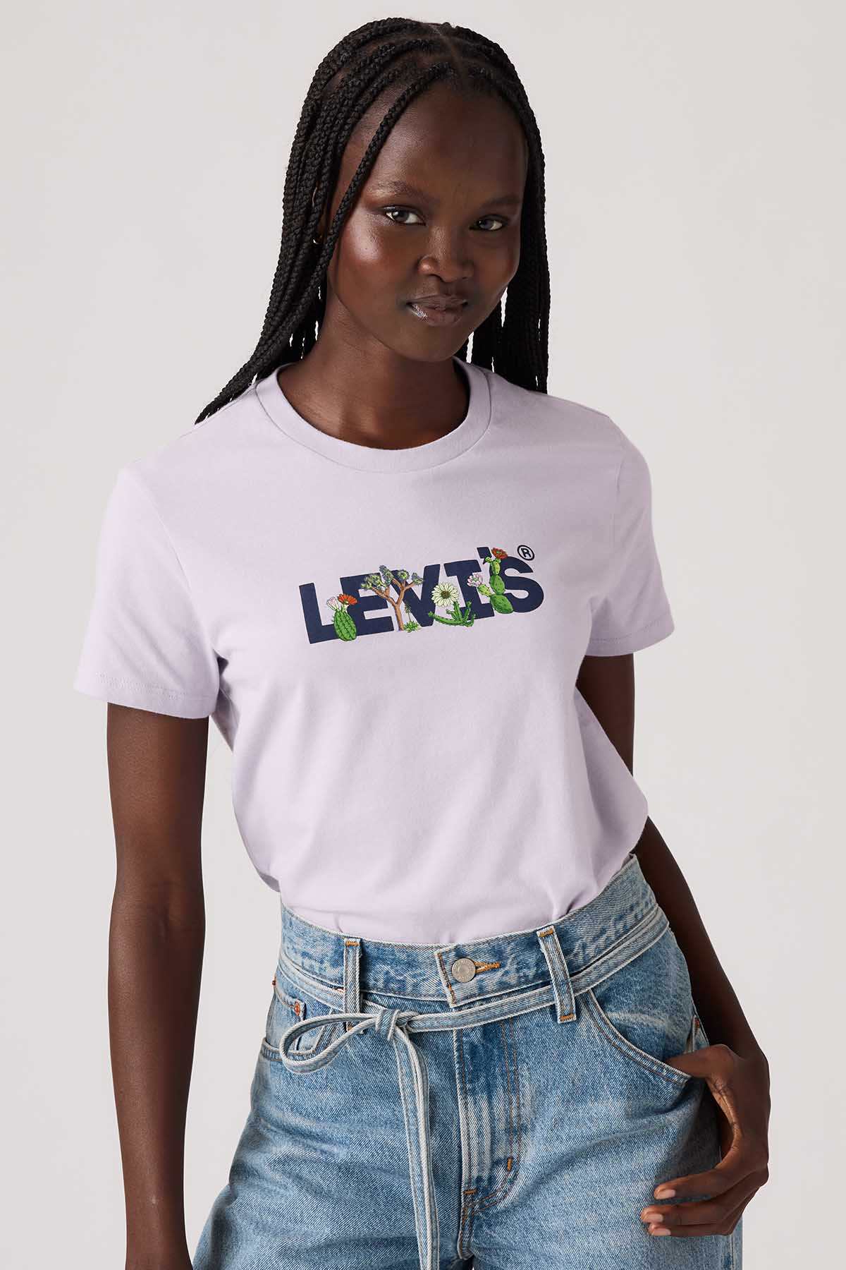 Levi's white crewneck T-shirt with small colorful logo graphic, short sleeves