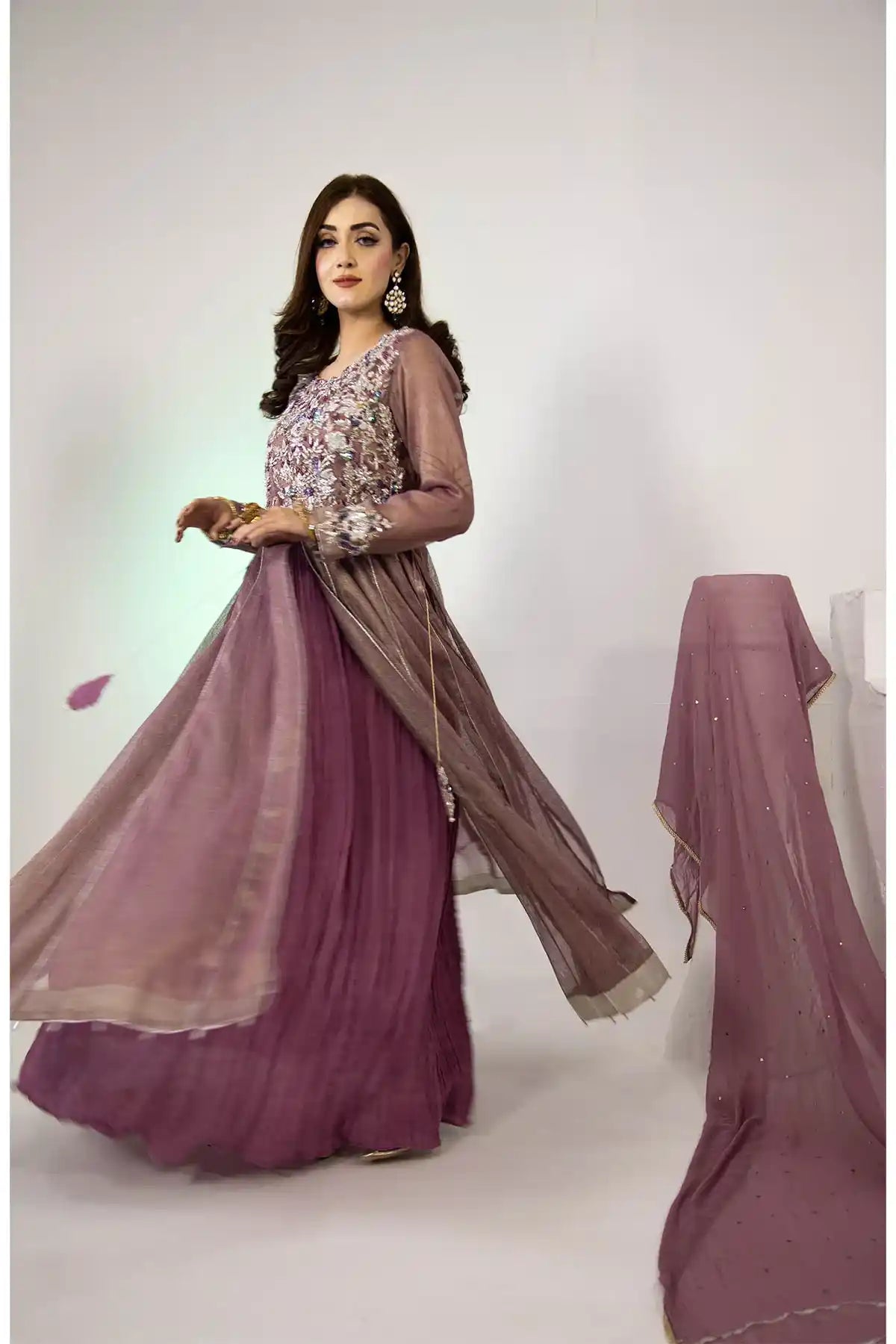 MANAAL ARFEEN