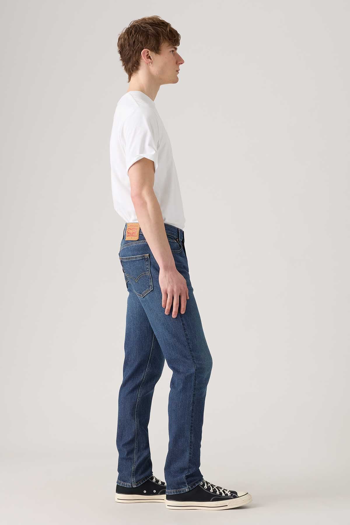 Levi's
