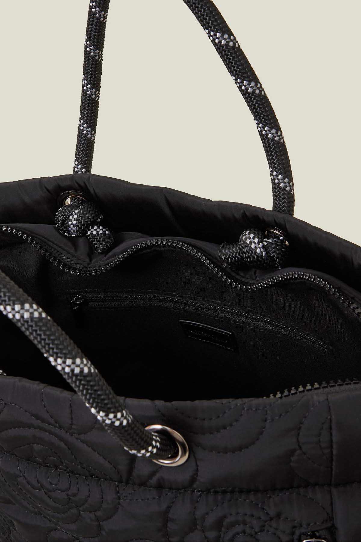 Accessorize - AK Galleria