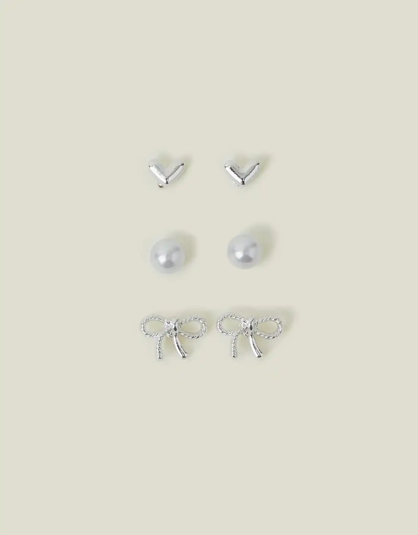 Accessorize - AK Galleria