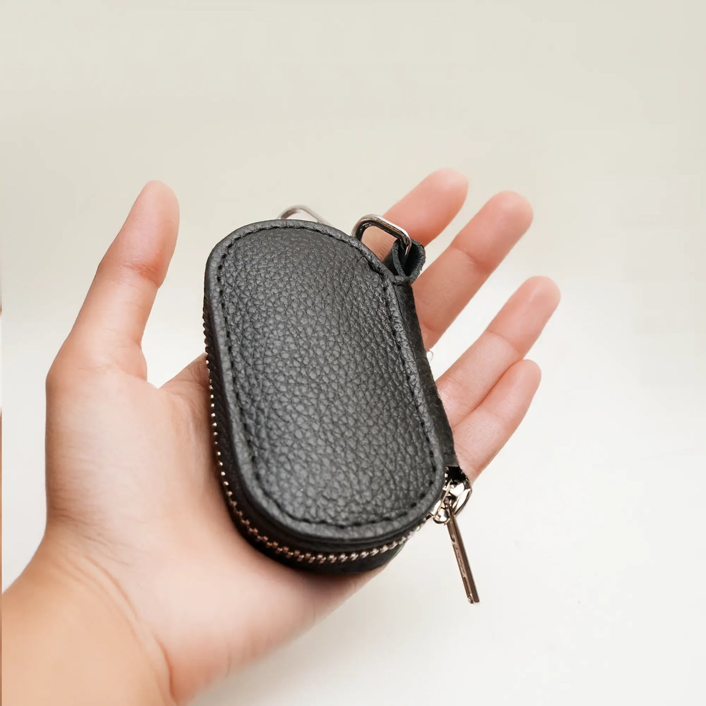 A tailor's son - AK Galleria