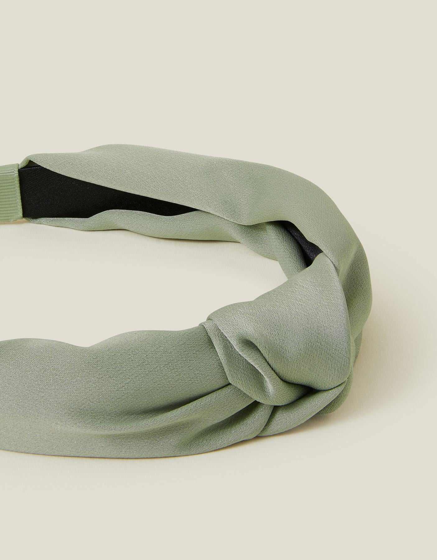 Accessorize - AK Galleria