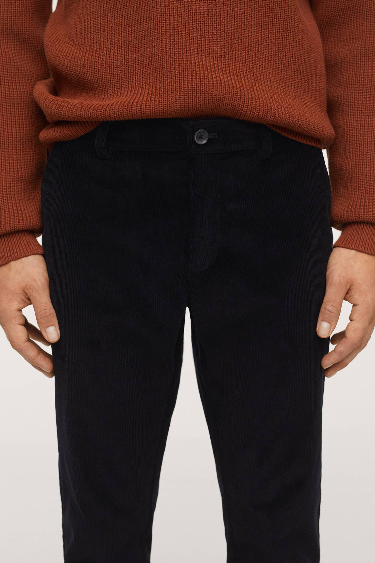 MANGO black pants with button closure and belt loops