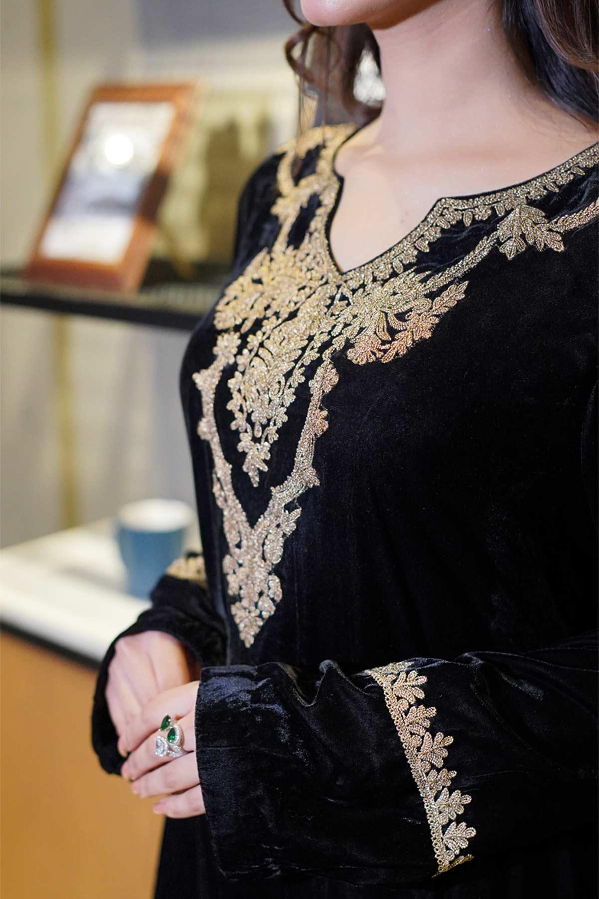 MANAAL ARFEEN