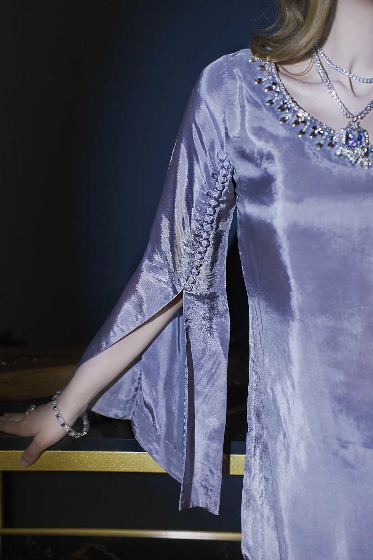 MANAAL ARFEEN