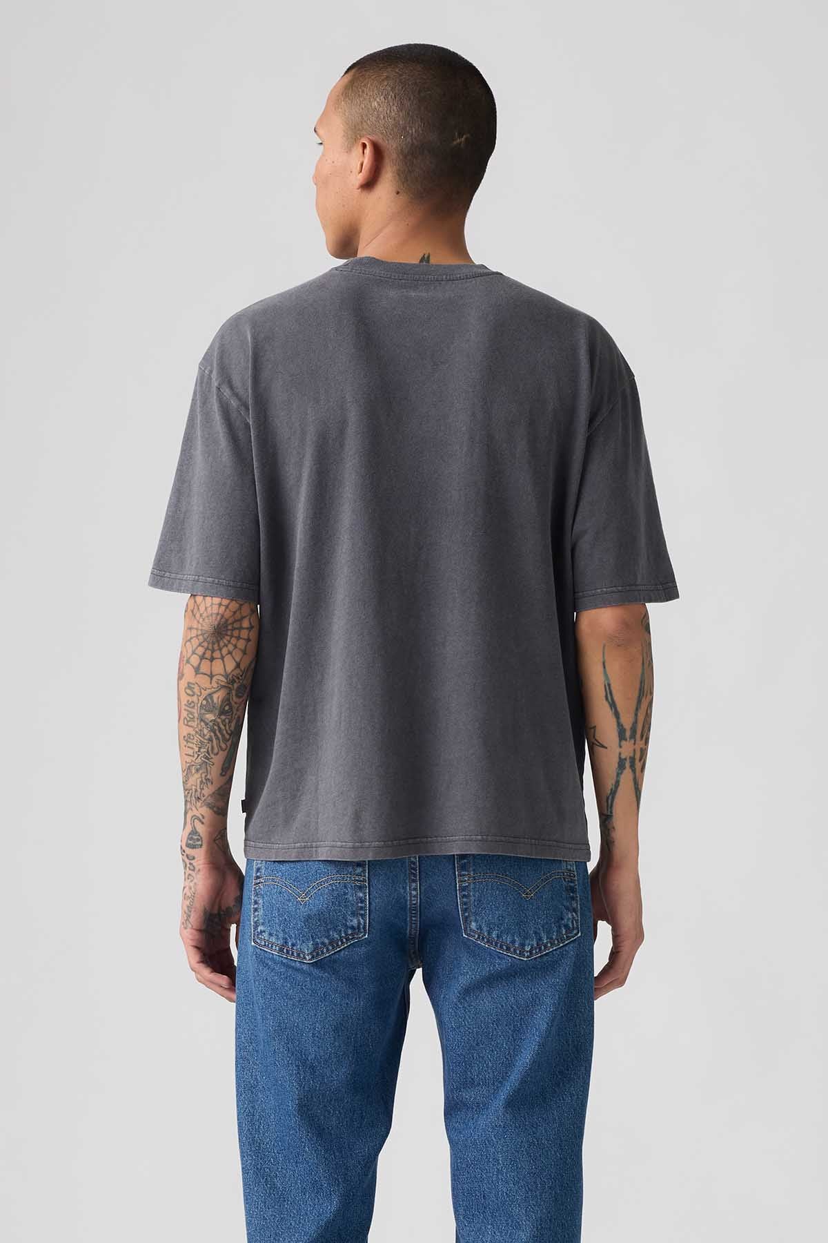 Levi's