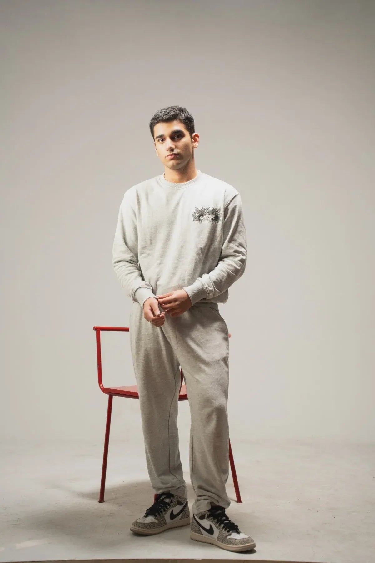 Brackets - AK Galleria