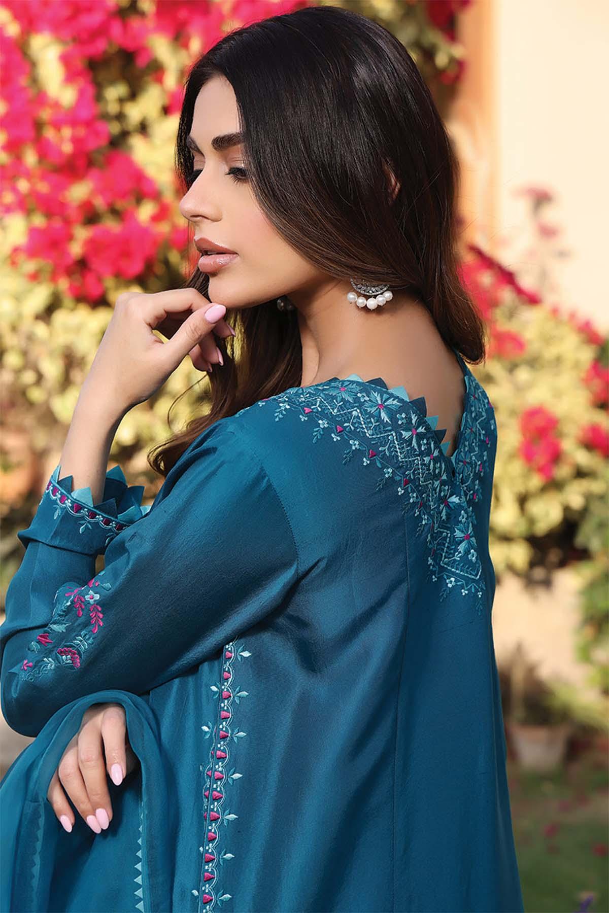 Nimra Kashif - AK Galleria