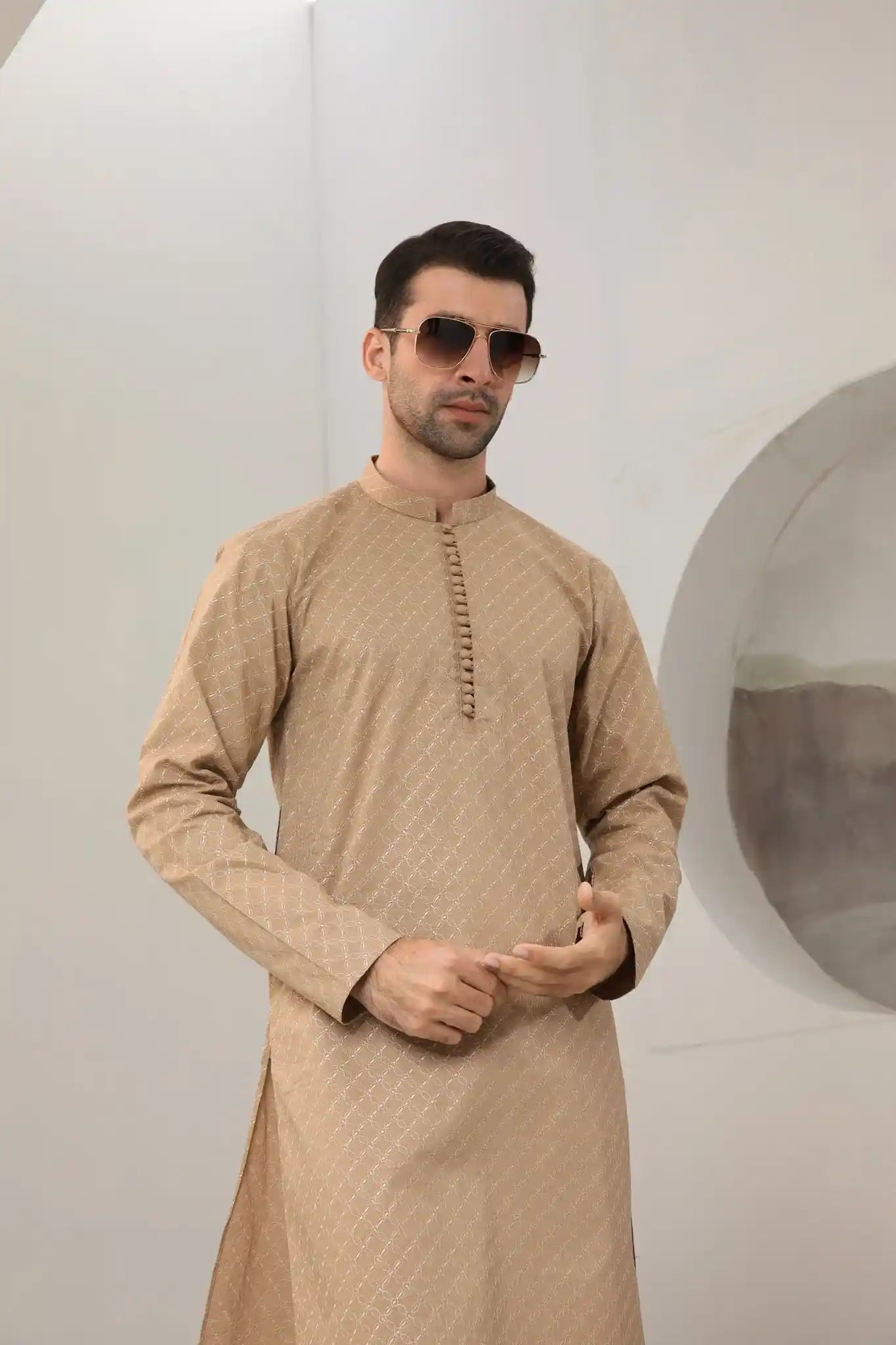 MURAQSH