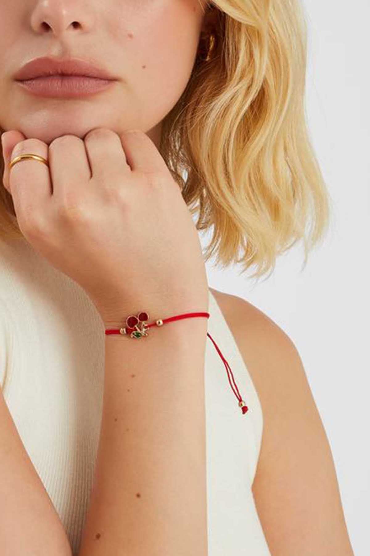 Accessorize - AK Galleria