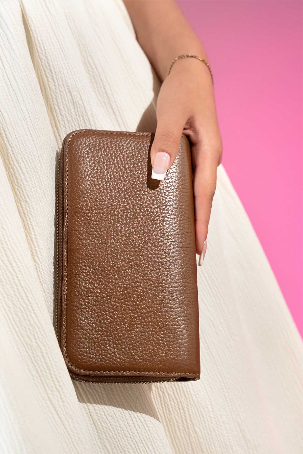 Mocha Brown