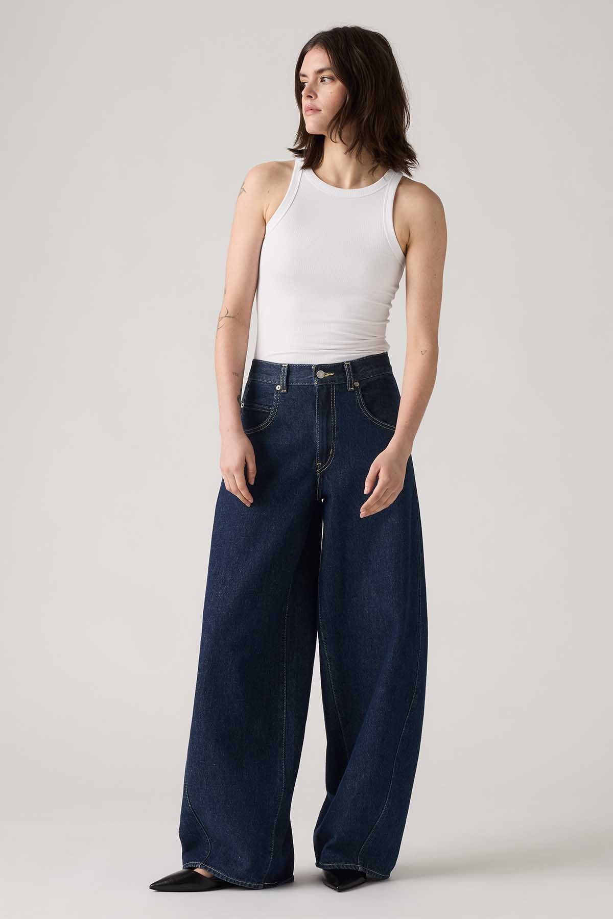 Levi's