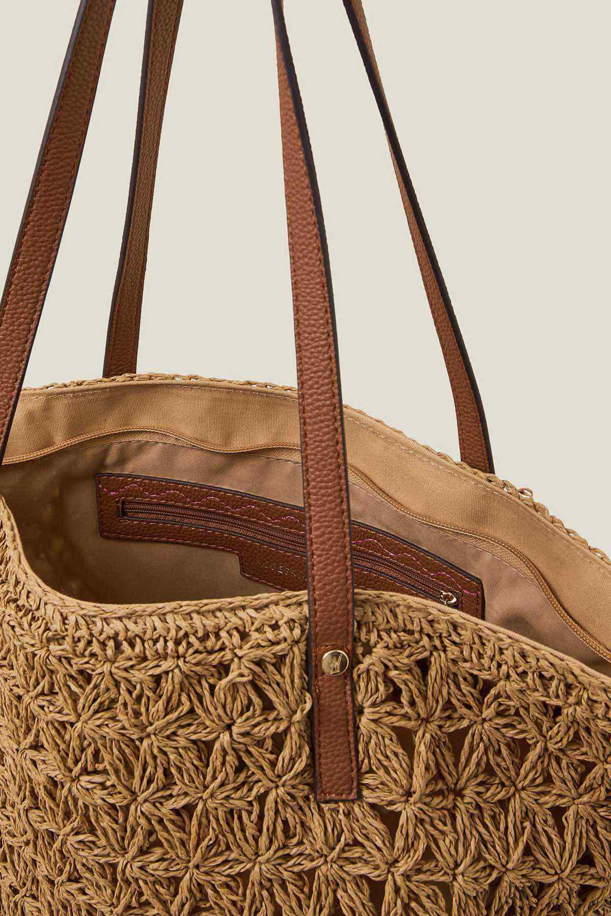 Accessorize - AK Galleria