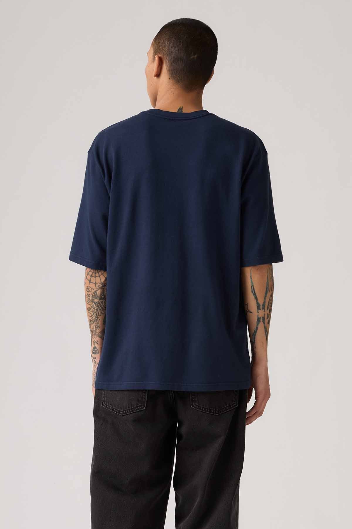 Levi's
