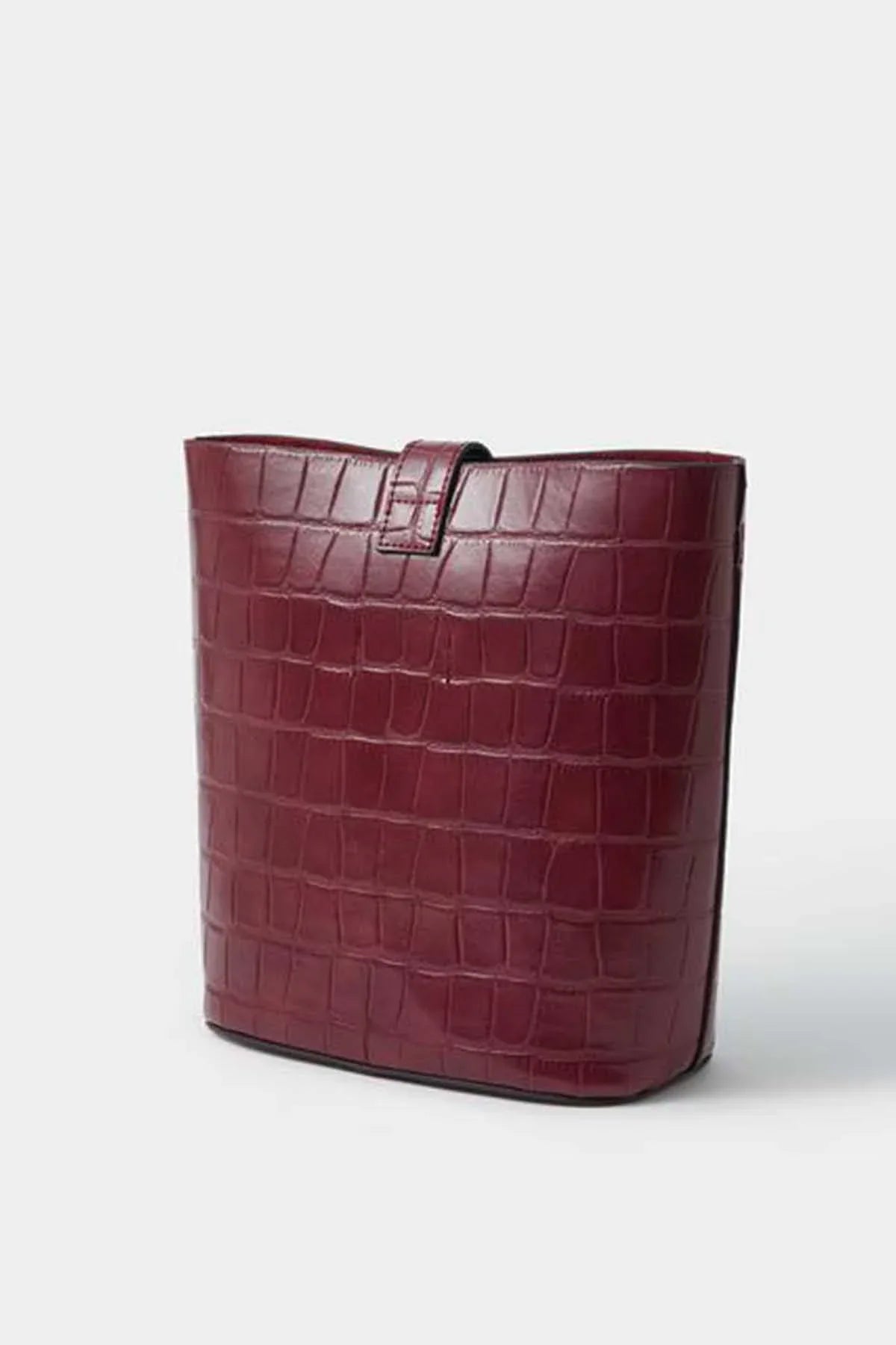 Accessorize - AK Galleria