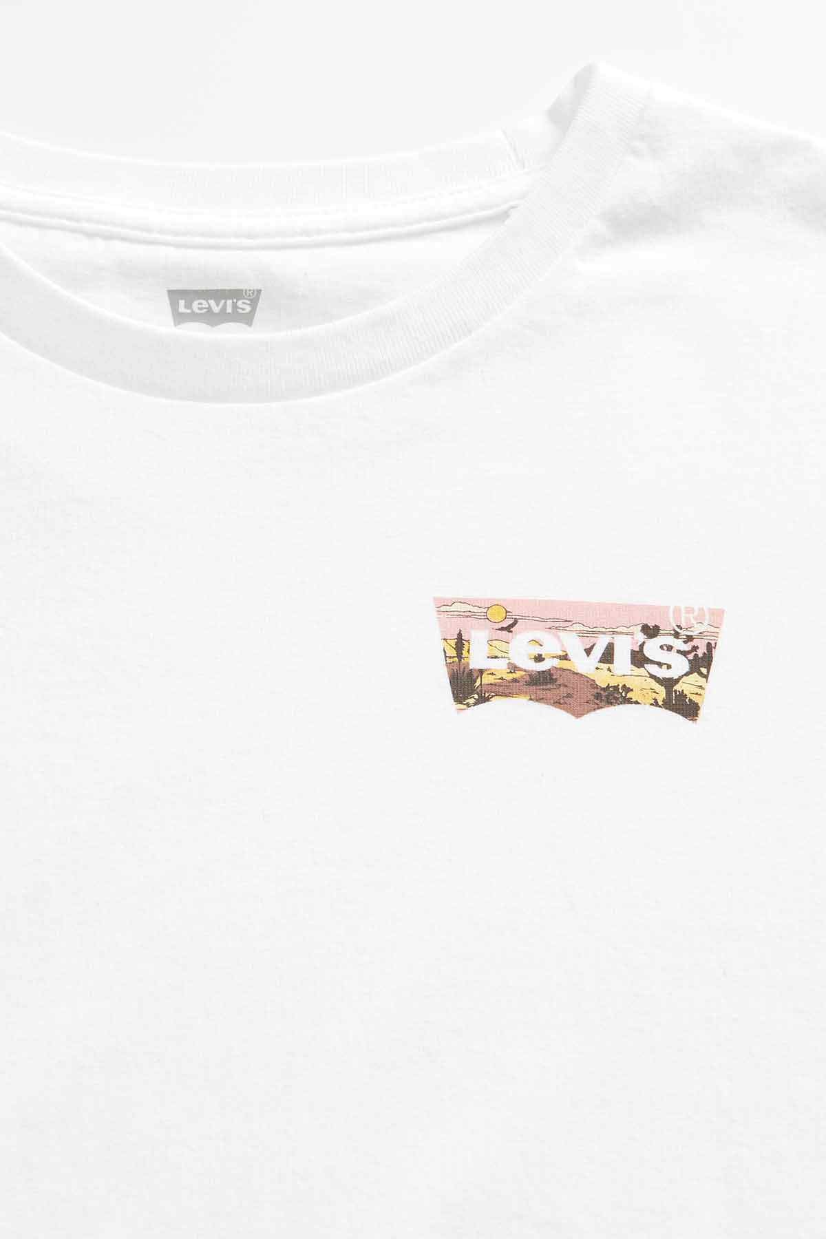 Levi's white crew-neck T-shirt close-up with chest logo graphic