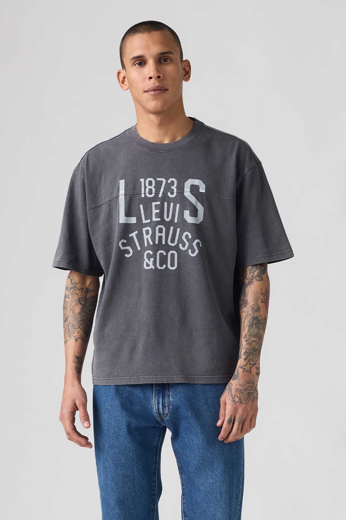 Levi's