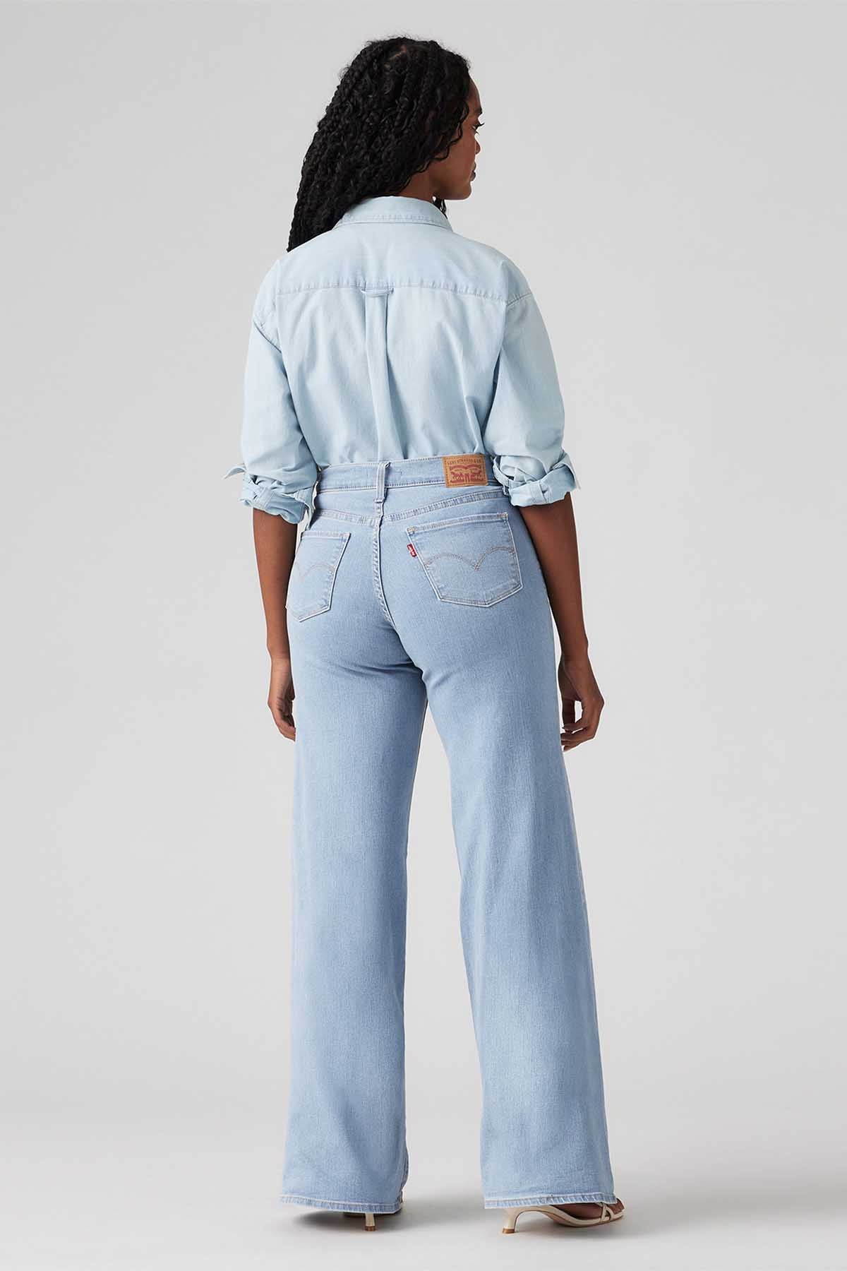 Levi's