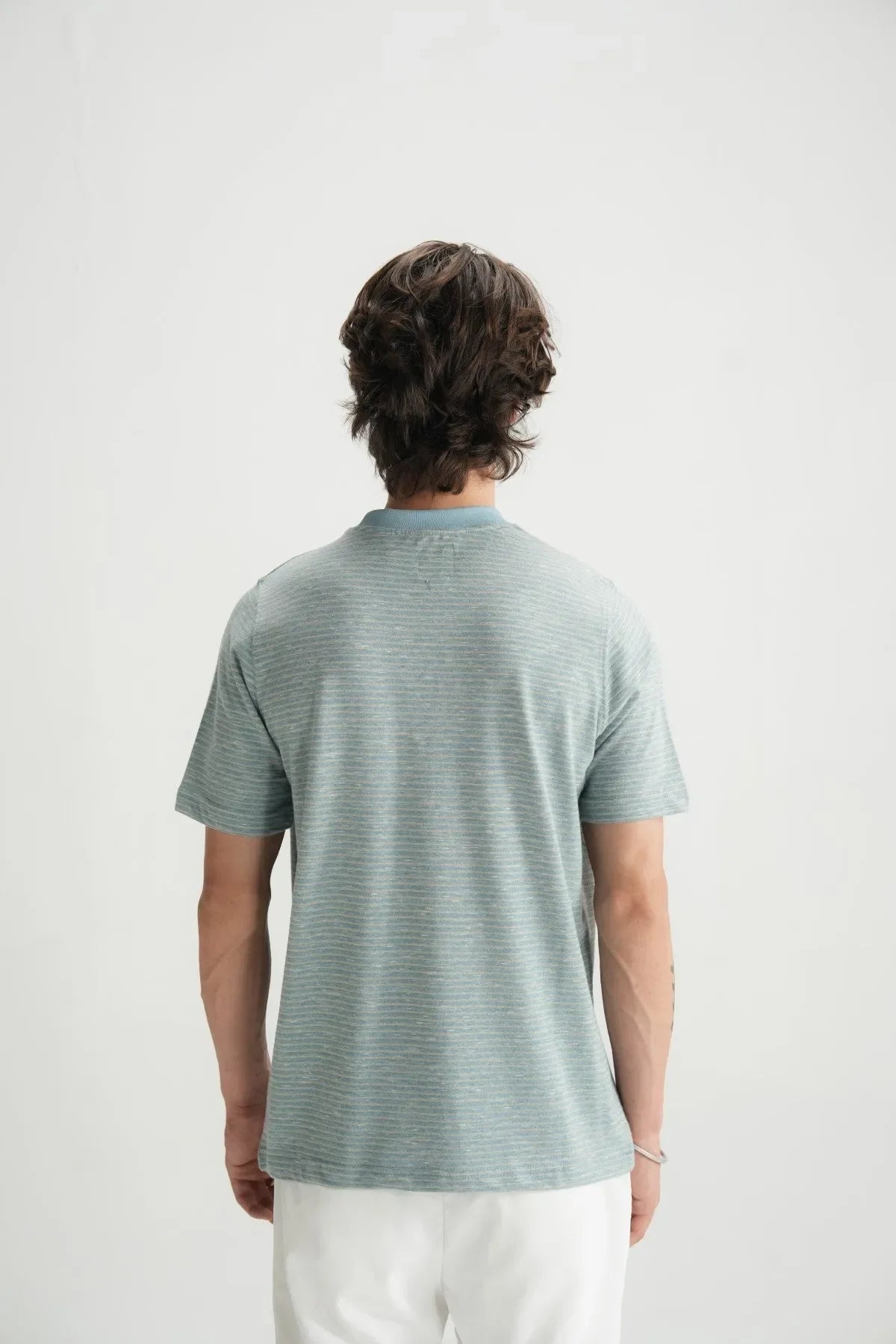 Brackets - AK Galleria