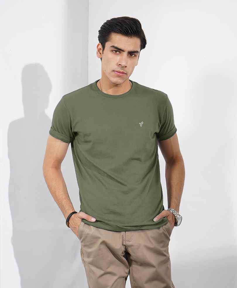 Fitted olive green T-shirt, crew neck short sleeves with small chest logo