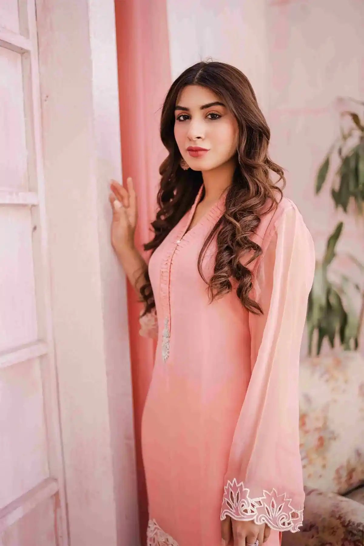 MANAAL ARFEEN