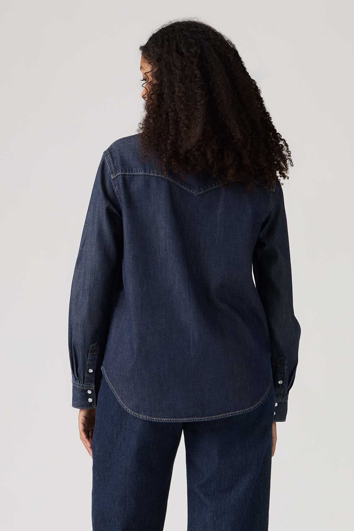 Levi's