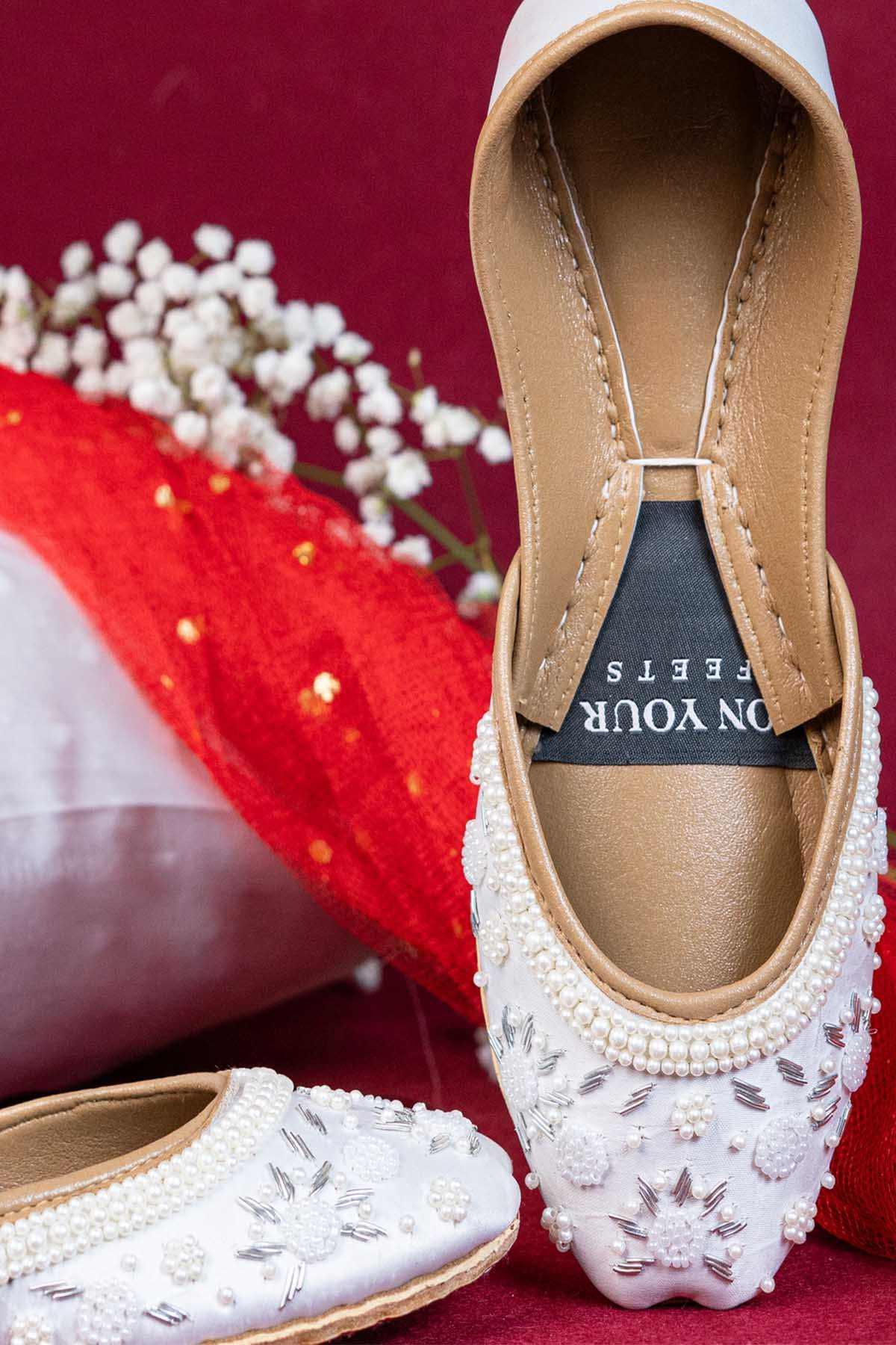 On your Feet - AK Galleria