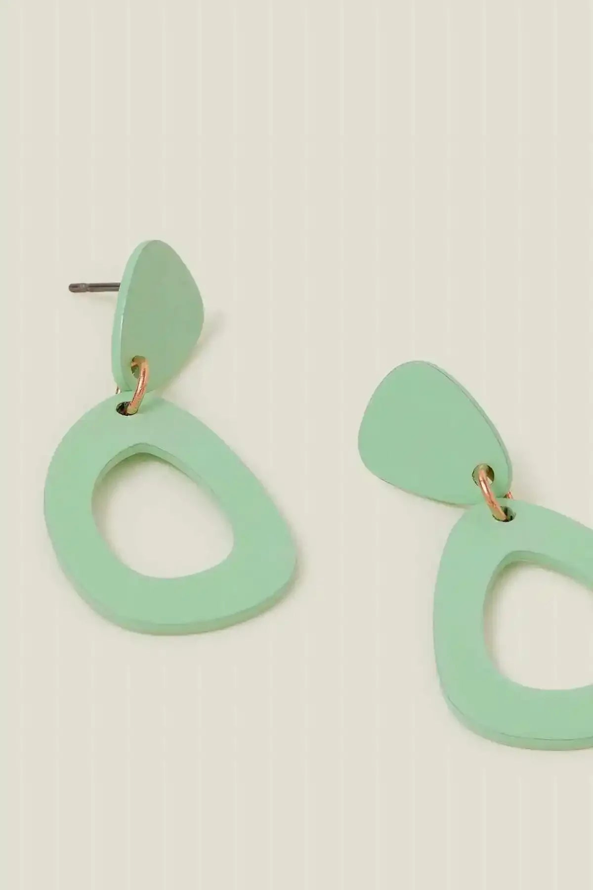 ACCESSORIZE - AK Galleria