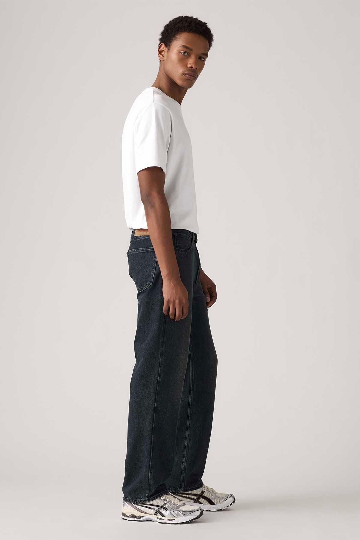 Levi's