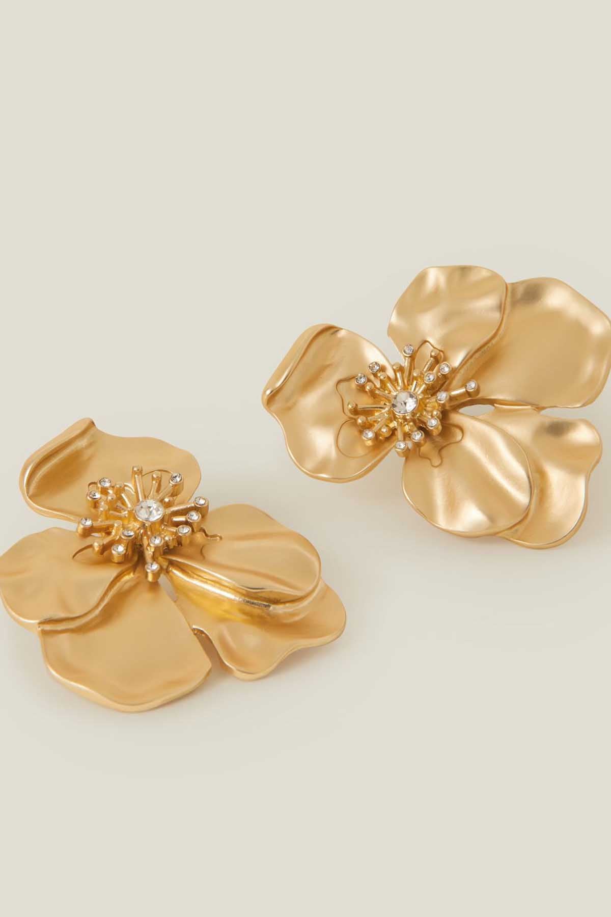 Accessorize