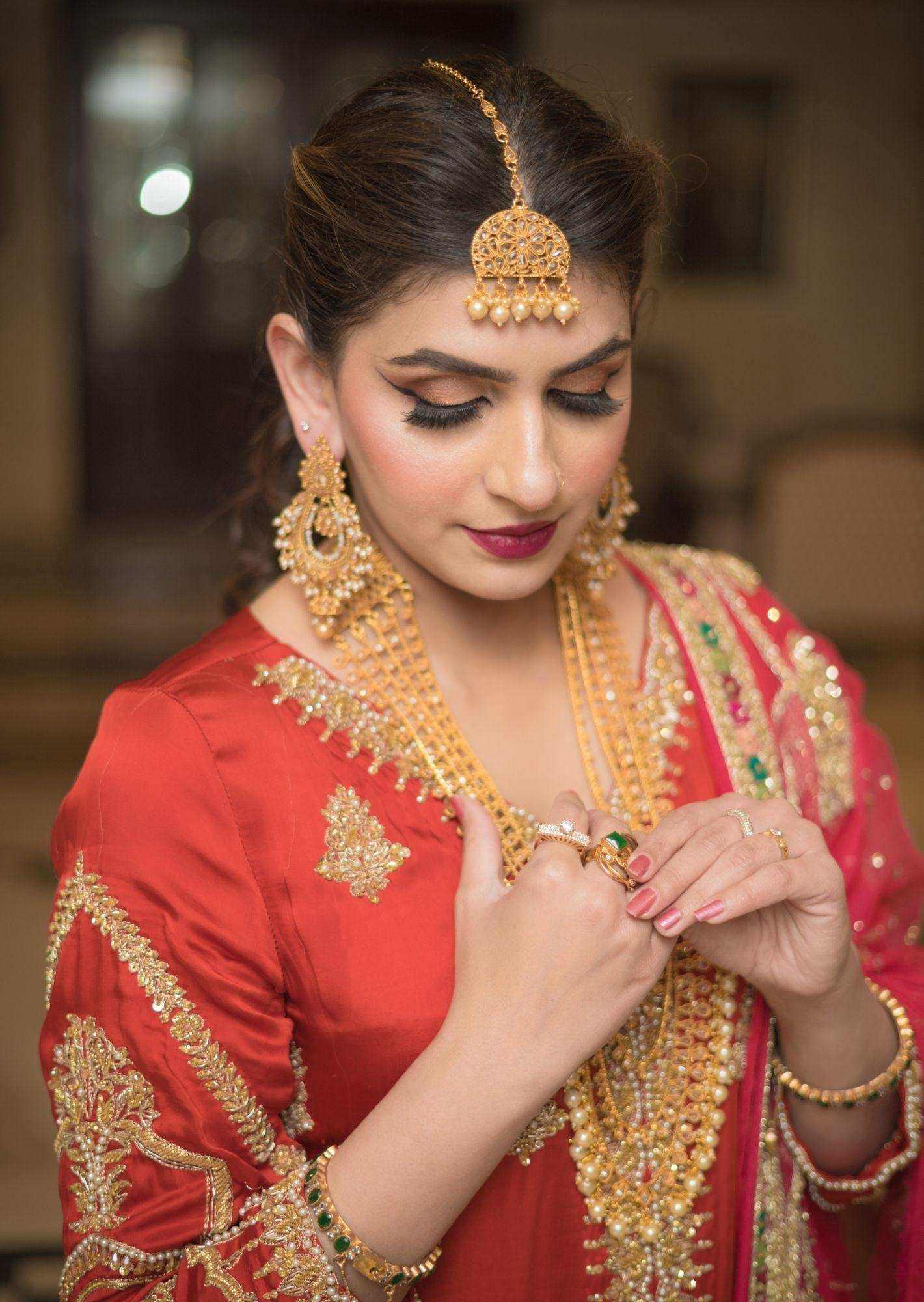 Aunzoye - AK Galleria