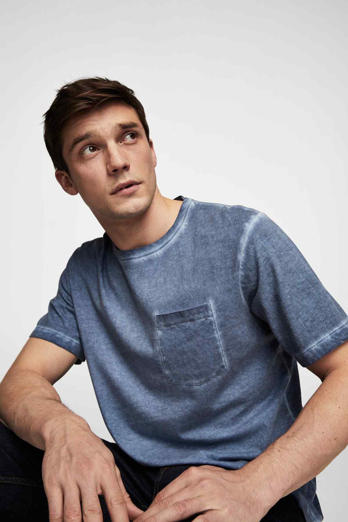 MANGO blue crew-neck T-shirt with chest patch pocket, short sleeves