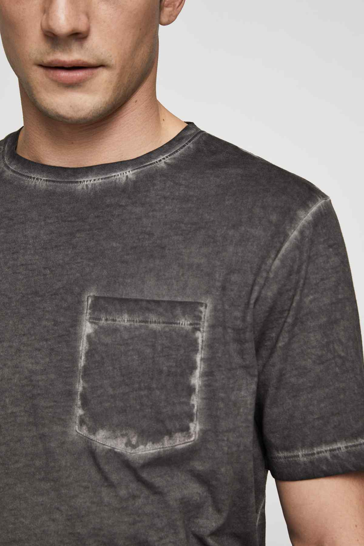 MANGO men’s grey T-shirt with distressed chest pocket detail, crew neck