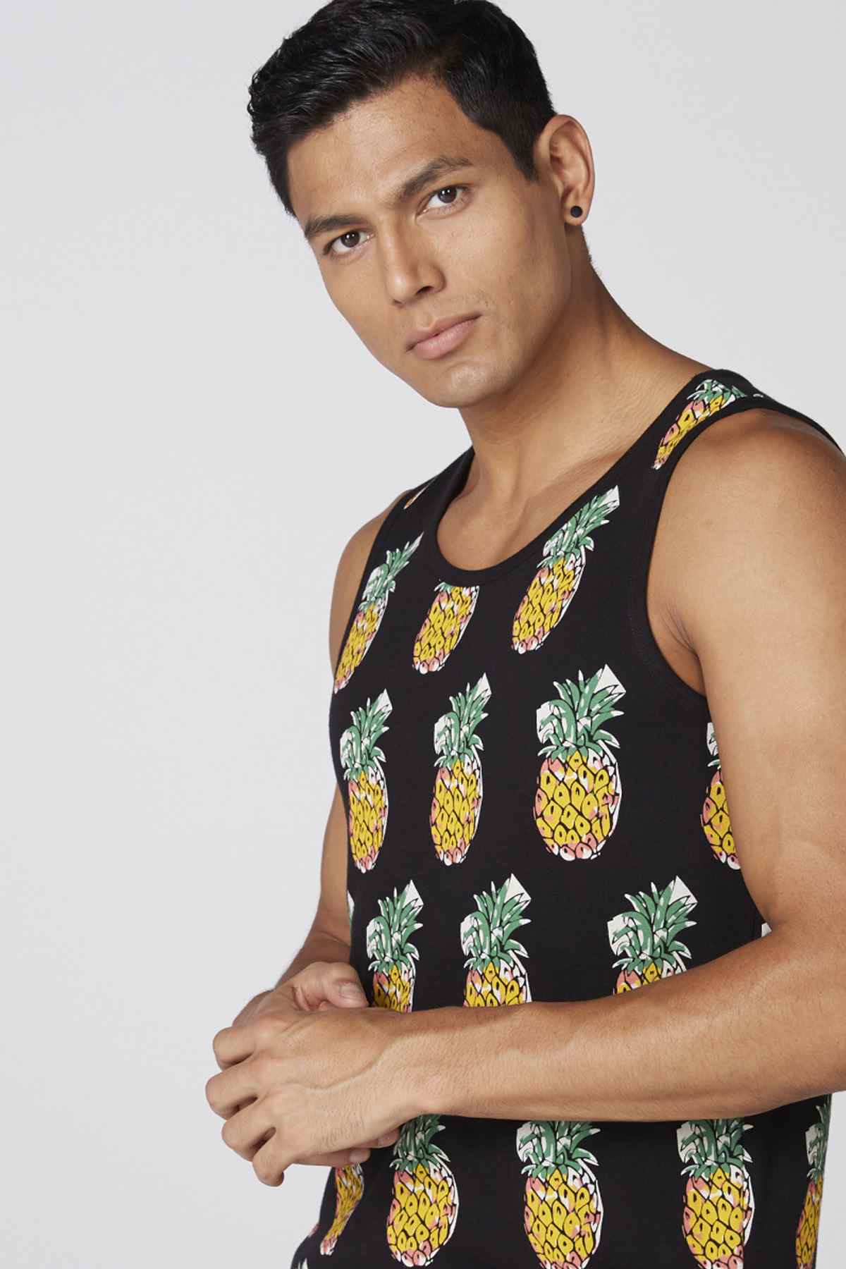 Black pineapple print tank top, sleeveless crew neck
