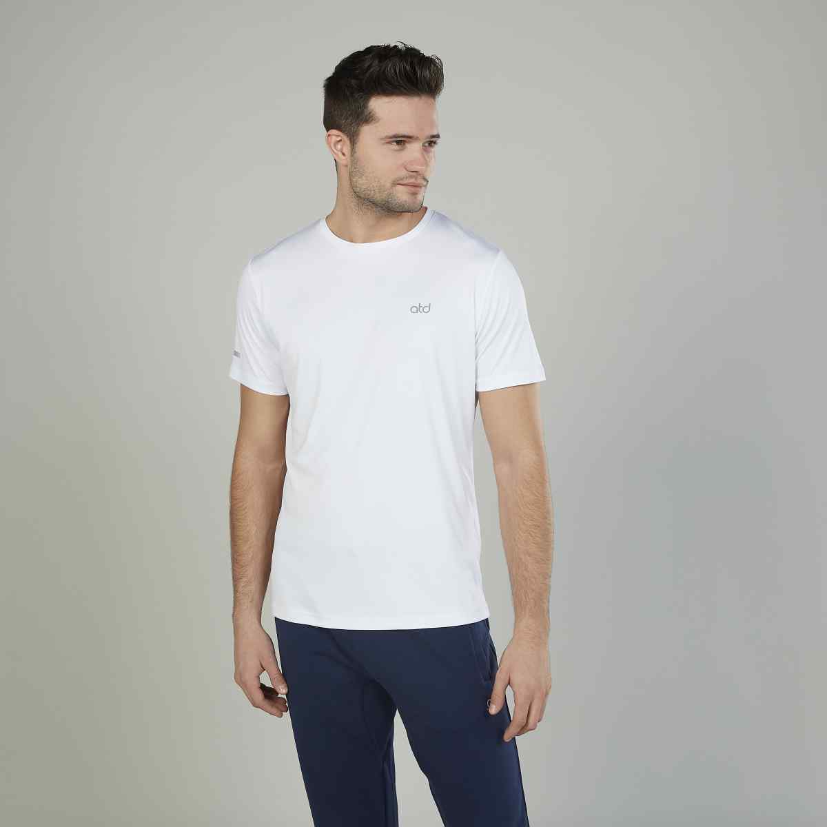 Men's white short-sleeve T-shirt with small chest logo, crew neck front view