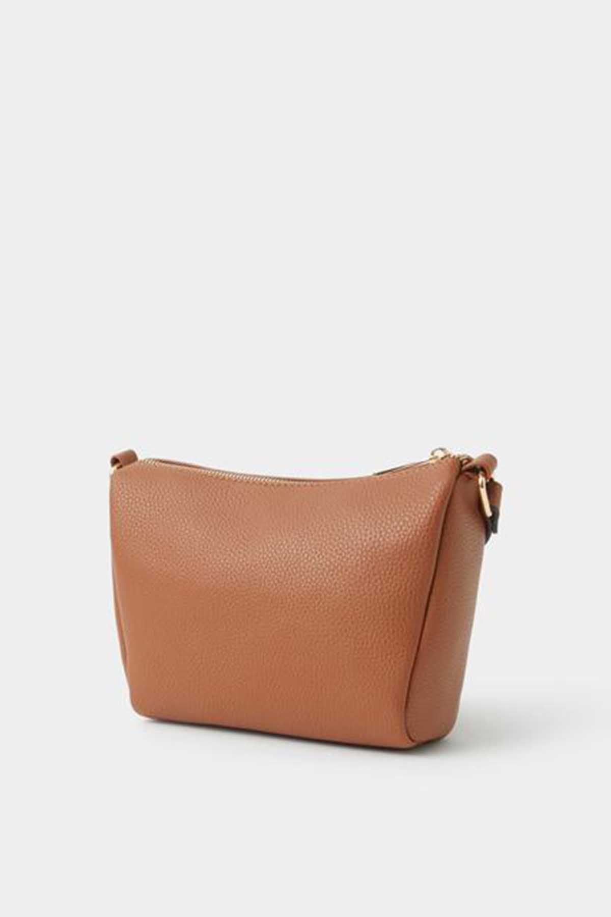 Accessorize - AK Galleria