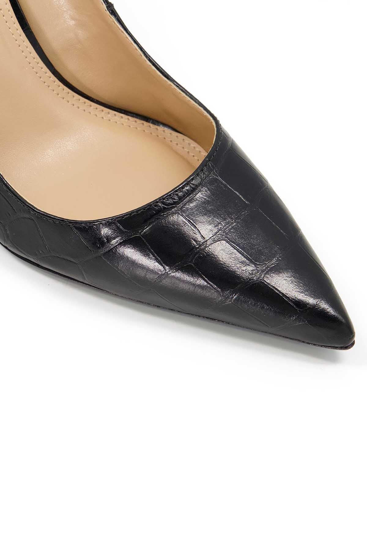 Dune London - AK Galleria