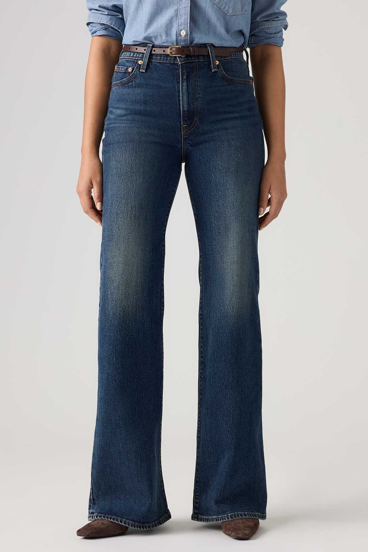 Levi's