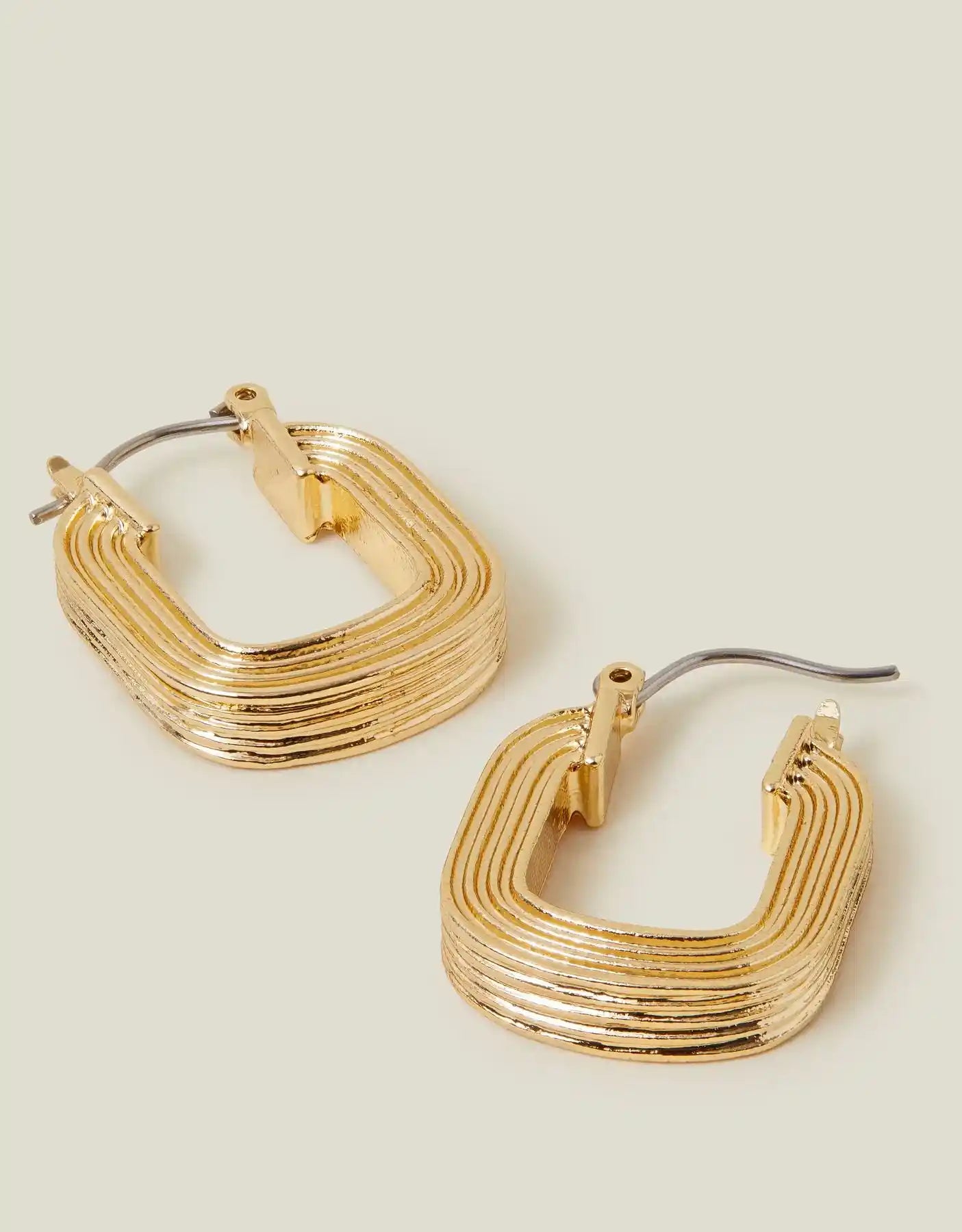 Accessorize