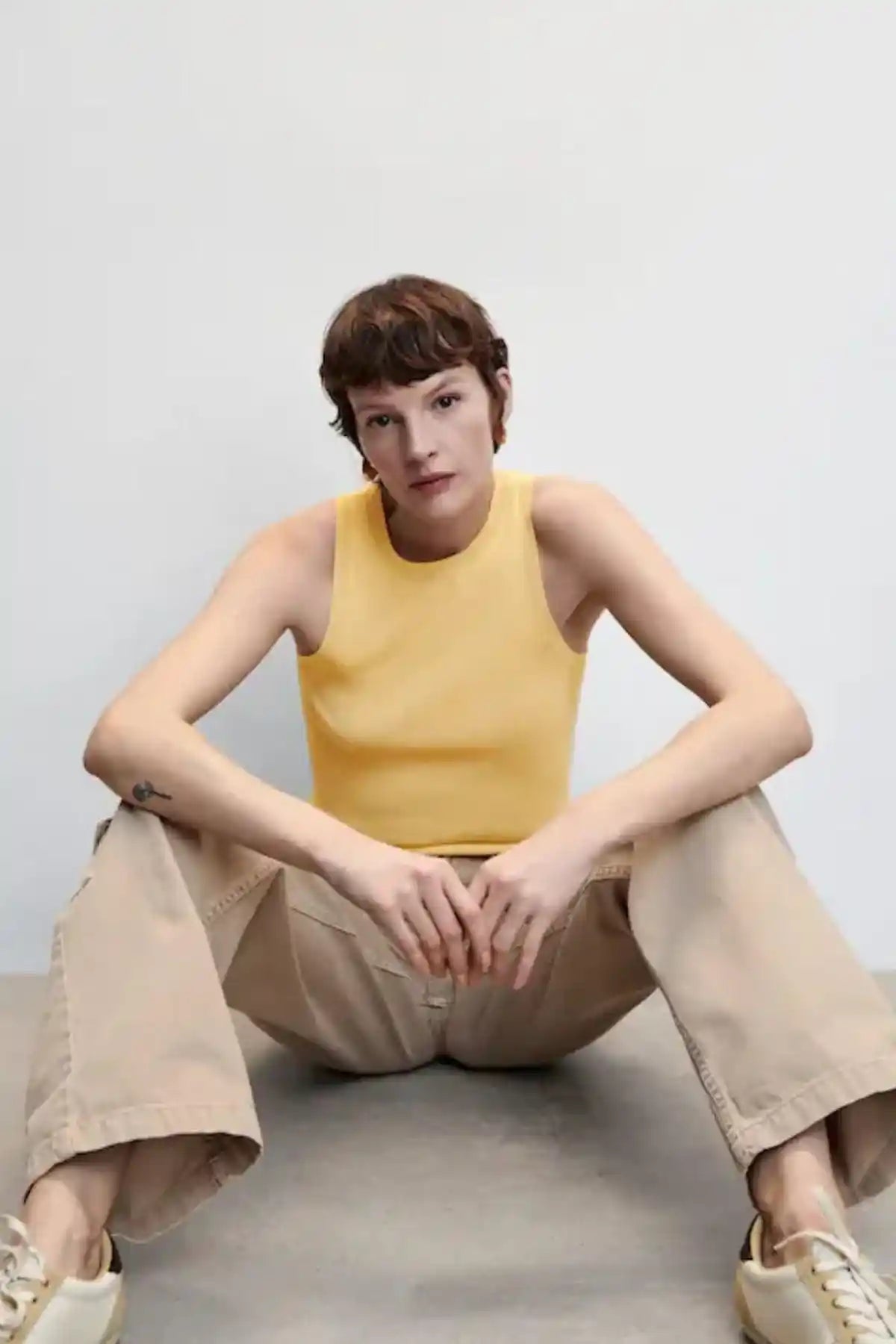 alt