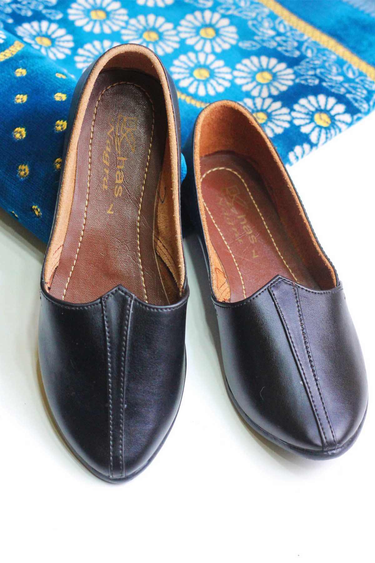 On your Feet - AK Galleria