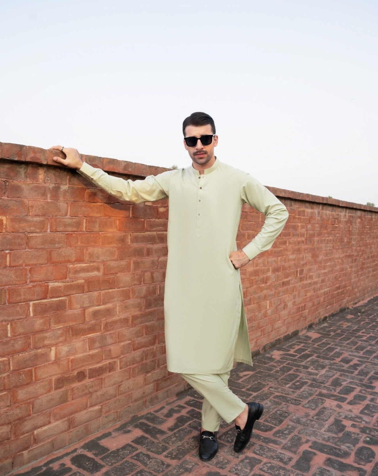 MURAQSH